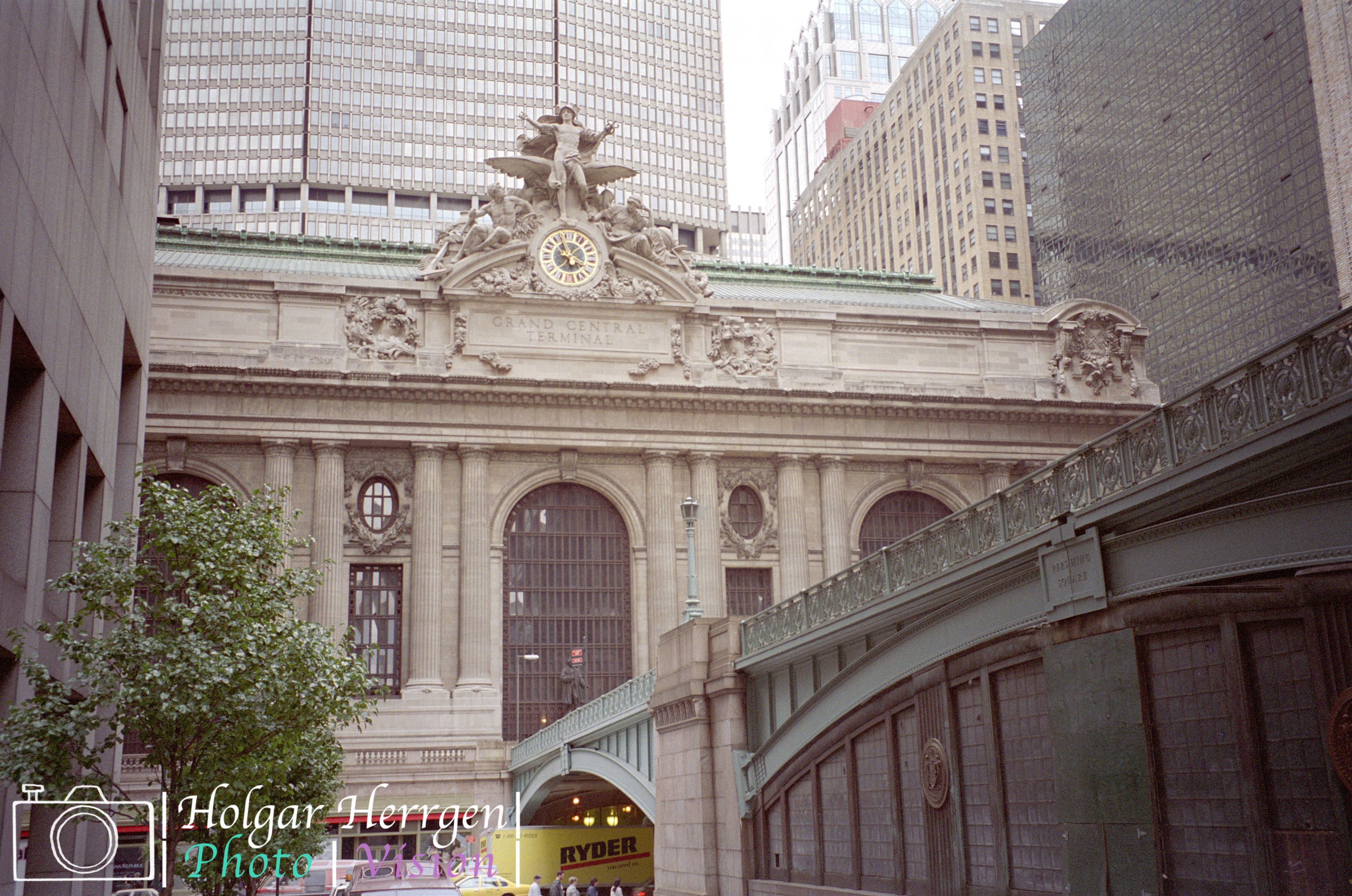 1998-0002-19_mid